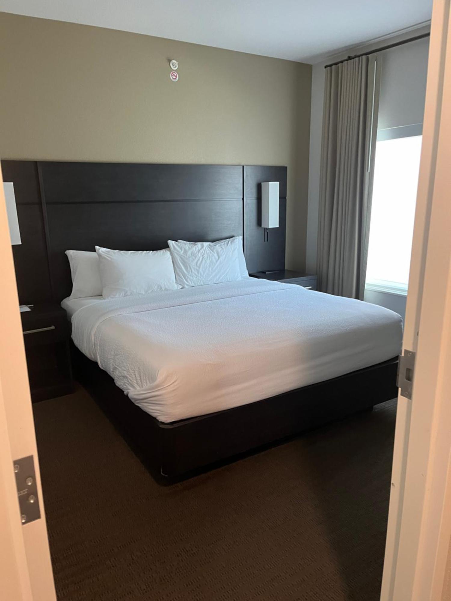 By Marriott Hotel 4*