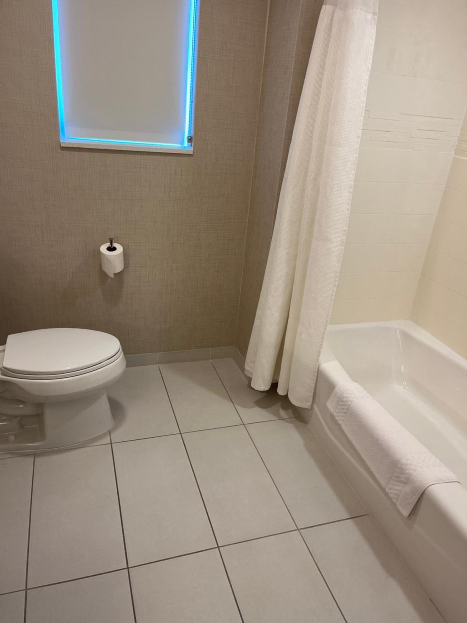 Hotel By Marriott