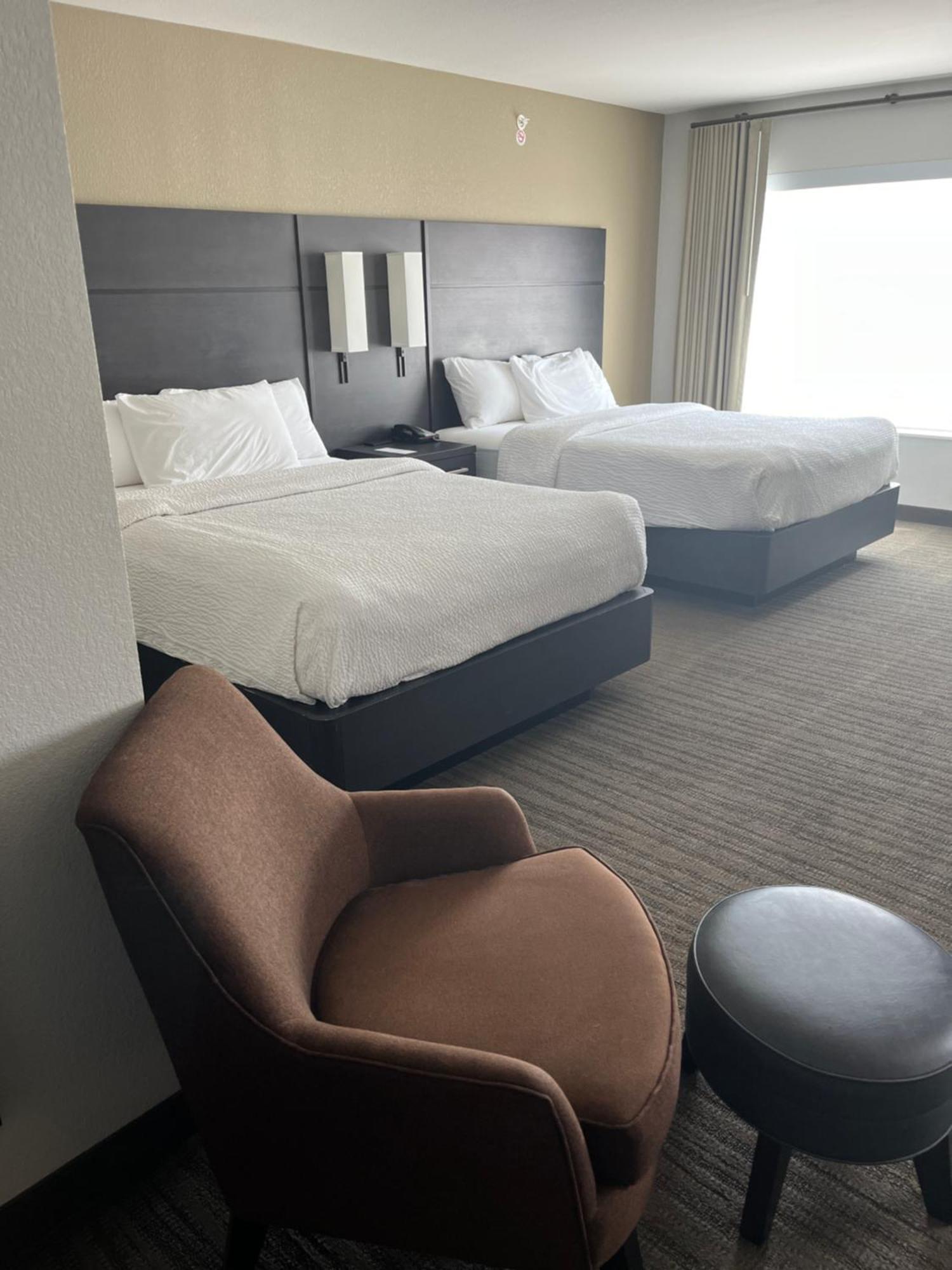 Hotel By Marriott